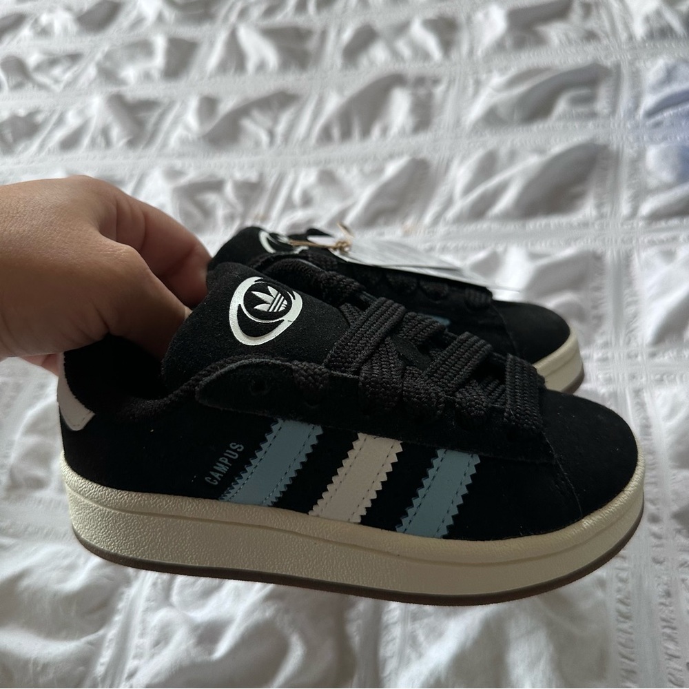 Adidas Sneakers Size 11 Boys